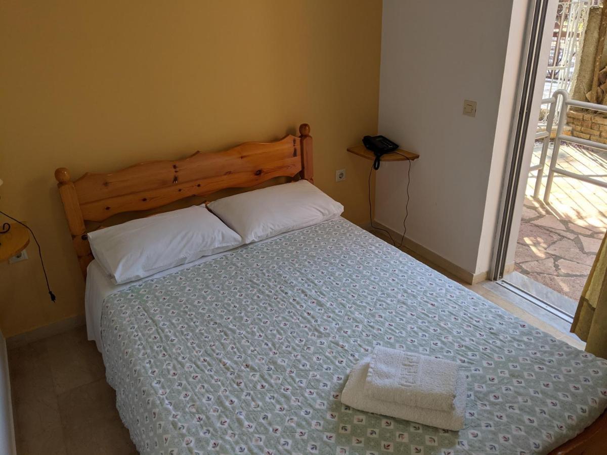 Hotel Omirico Gouviá Chambre photo